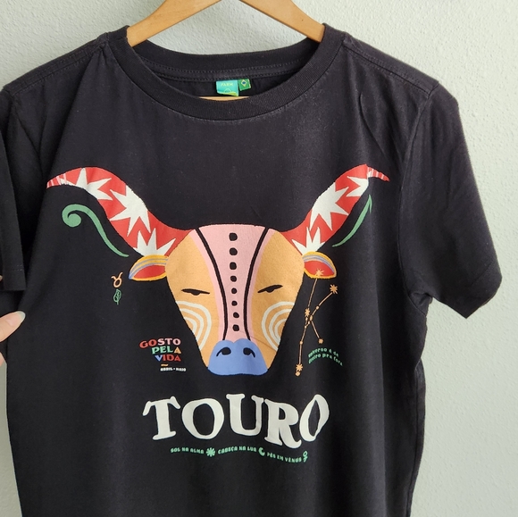 SOLD 🧡 Farm Rio black Taurus astrological sign tee S ♉️ - Picture 2 of 6